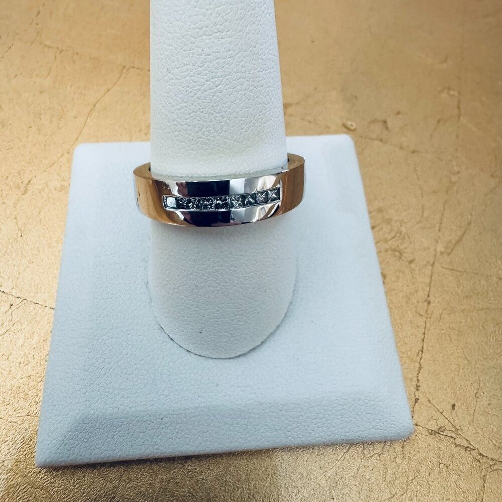 14K White Gold Channel Set Wedding Band Mens size 10 contemporary sleek modern
